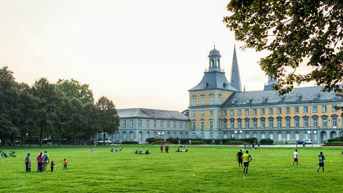 Neue Studiengänge an Universitäten wie hier in Bonn sollen auf die Jobs der Zukunft vorbereiten