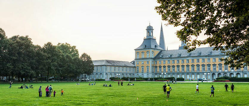 Neue Studiengänge an Universitäten wie hier in Bonn sollen auf die Jobs der Zukunft vorbereiten