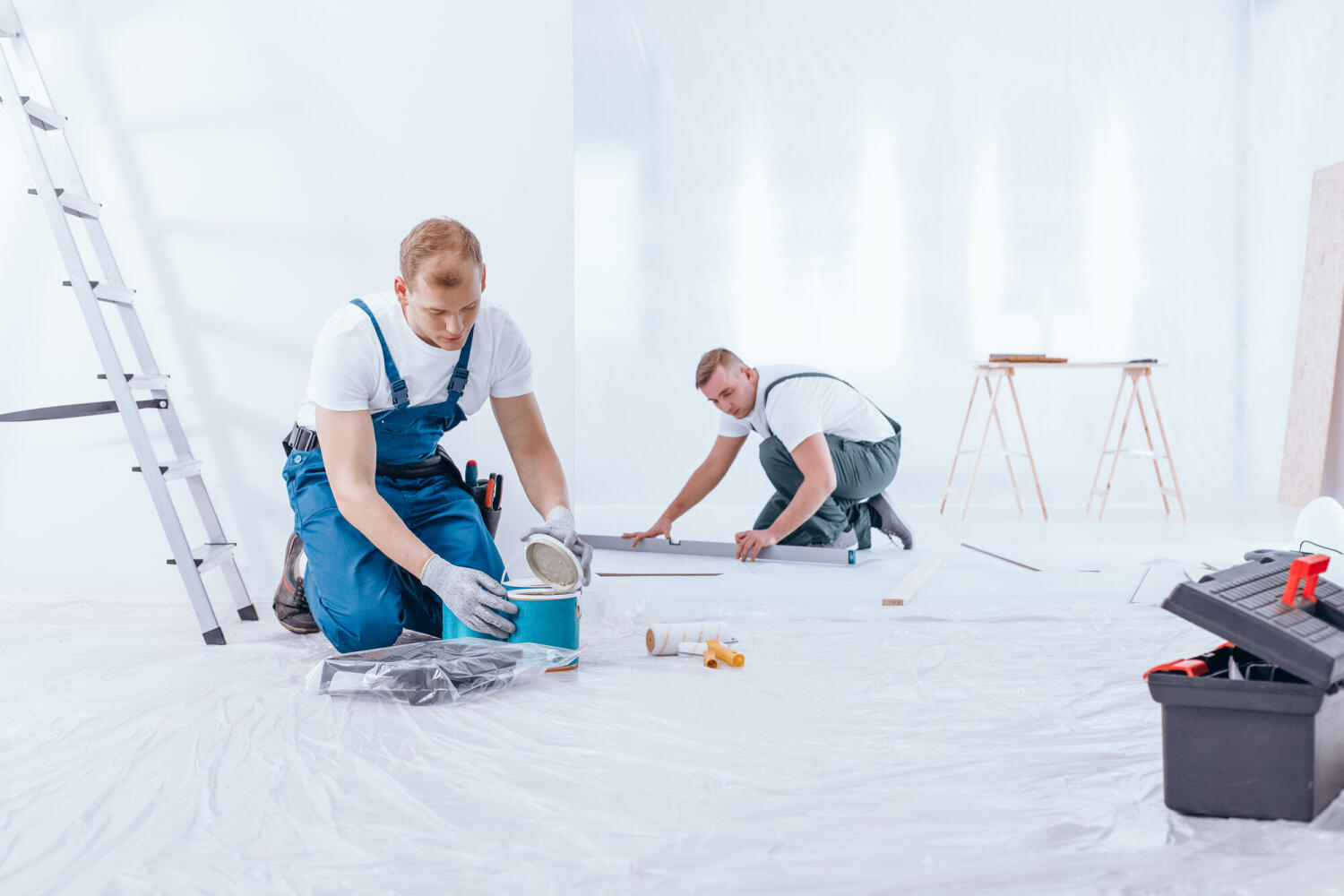 Maler Und Lackierer 1 Ausbildungsjahr Gehalt Maler: Gehalt, Aufgaben & Skillset