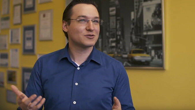 Alexander Derksen arbeitet als IT-Berater bei der Terrabit GmbH